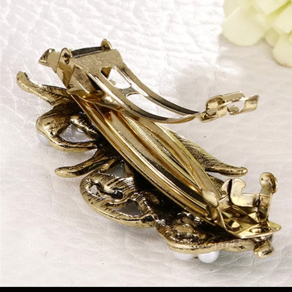 @htraude ❤️NWT Lily of The Valley Hair Clip  Bronze Pearls&Enamel. - Picture 14 of 15